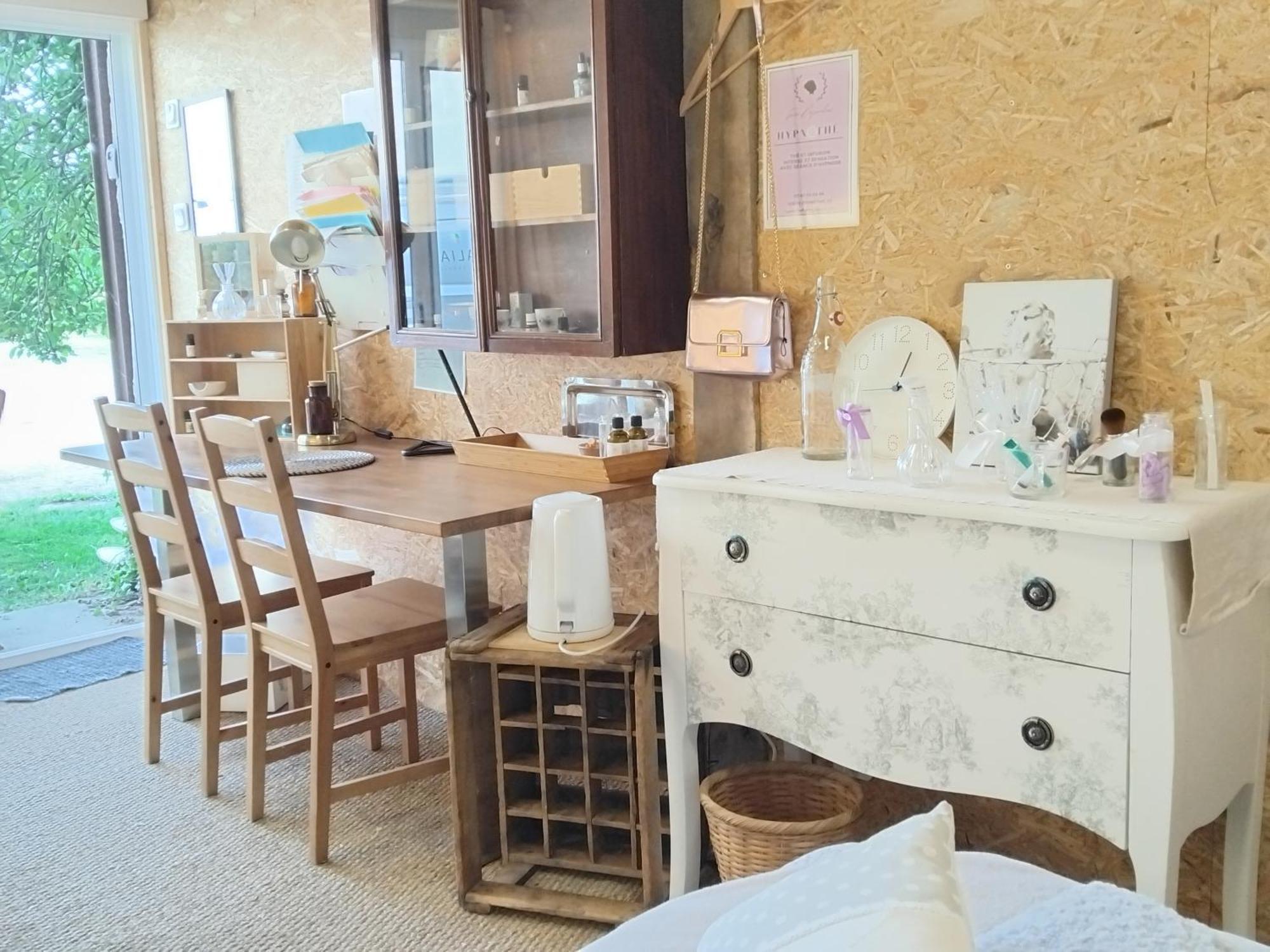 Le Laboratoire Shabby Chic De La Parfumerie Du Manoir Chavagne Екстериор снимка